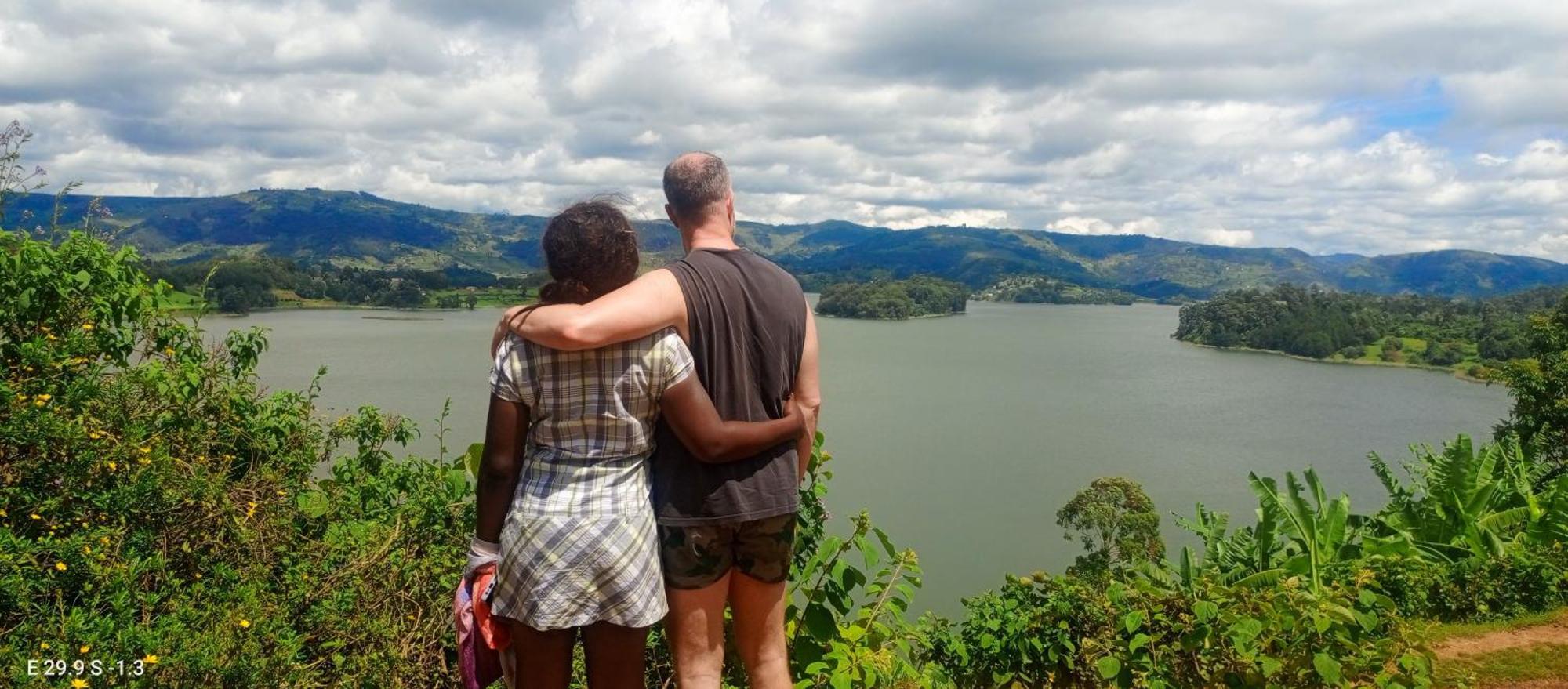 View Bunyonyi Villa *